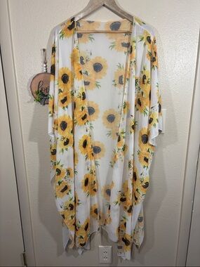 Hibluco Sheer Sunflower Kimono Size 2XL
